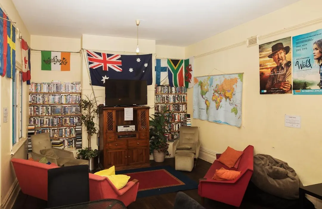 Pirates Backpackers-1